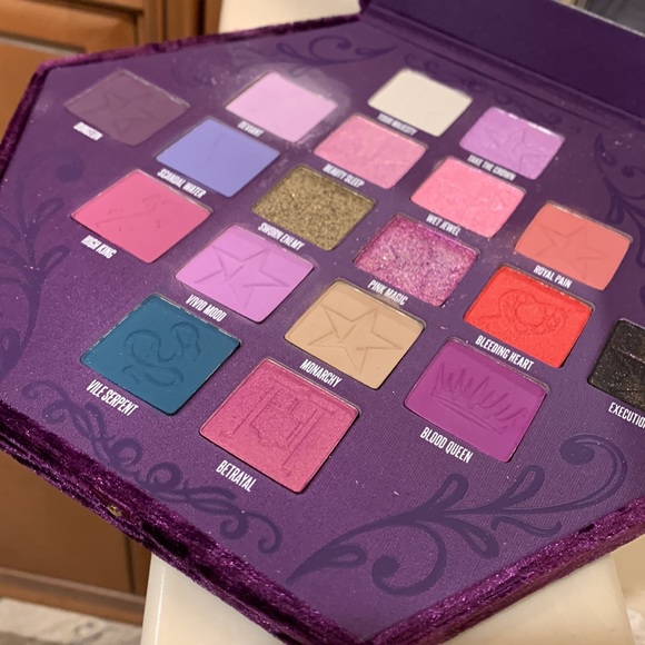 Jeffree Star Blood Lust - Picture 4 of 5